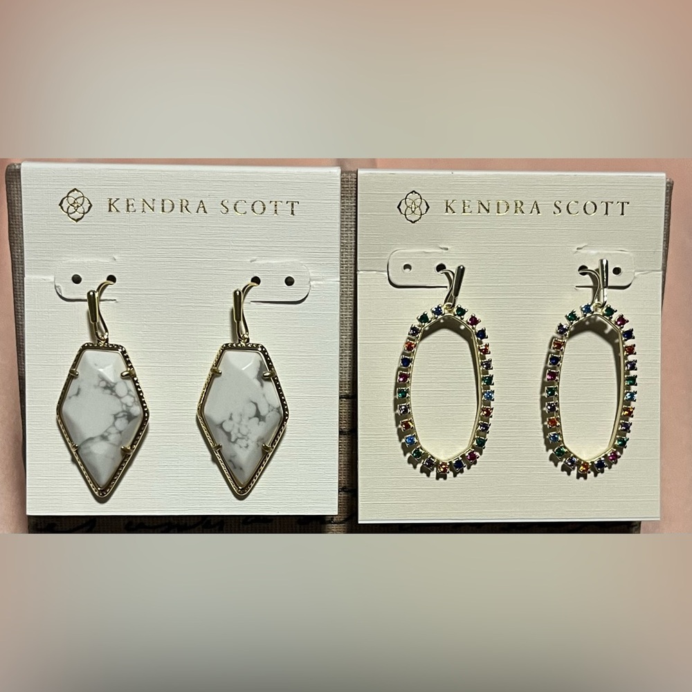 2 pair of New Kendra Scott earrings